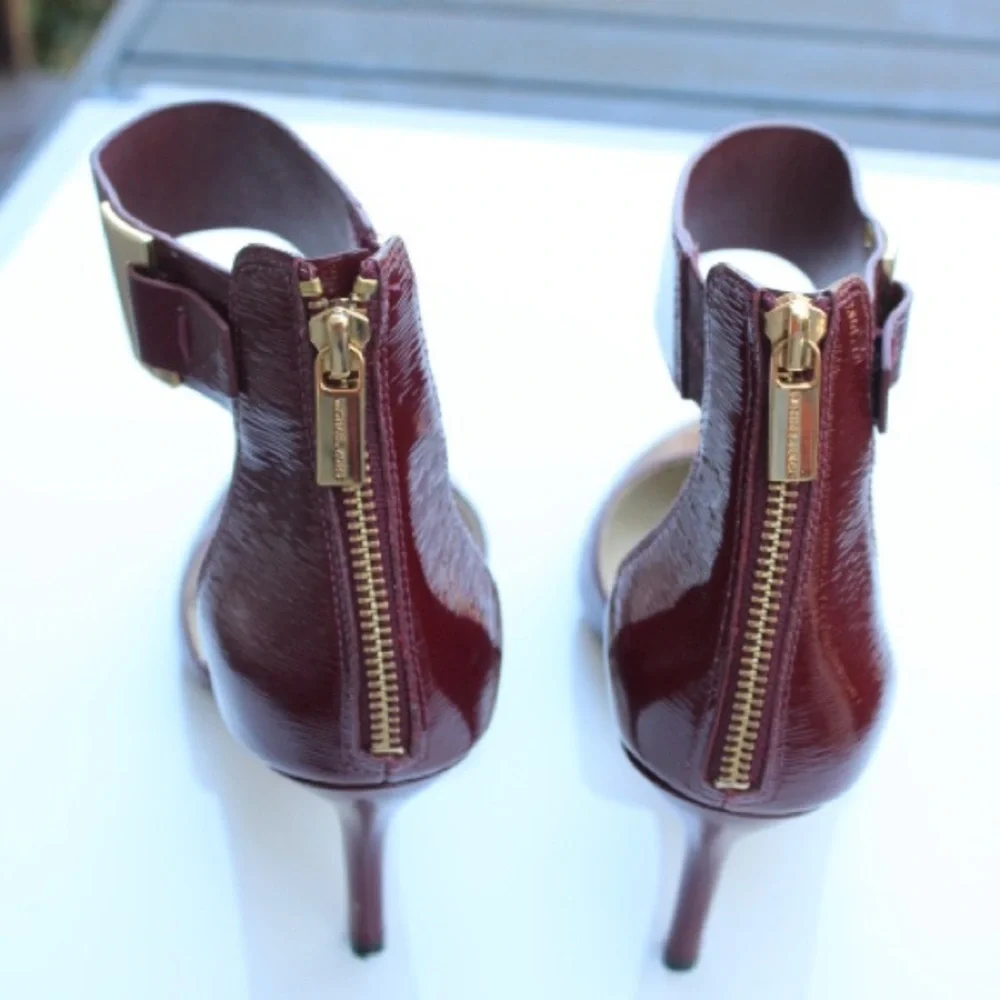 Michael Kors  Guiliana Mid Ankle Strap pumps